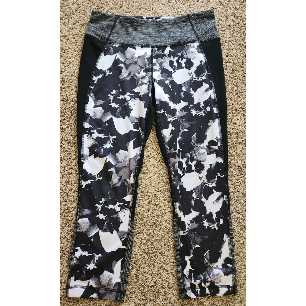 90 Degree by Reflex Womens Floral Mesh Crop Leggings Black‎ White Space Dye M